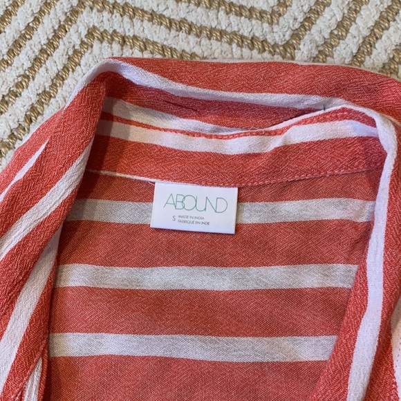 Summery red and white striped blouse with tie front size S - Picture 2 of 2